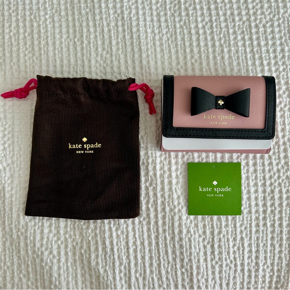 SOLD!! Kate Spade New York Hazel Court Darla Wallet